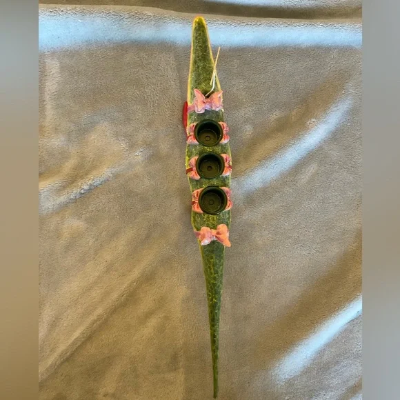 Patience Brewster Christmas Krinkles Alligator Candle Holder for Dept. 56 - Picture 9 of 13